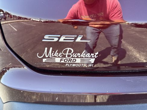 Certified 2023 Ford Edge SEL w/ Convenience Package image 8