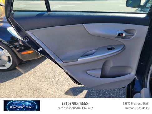 Used 2013 Toyota Corolla LE w/ Premium Complete Pkg FWD image 17