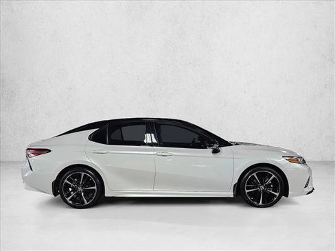Used 2019 Toyota Camry XSE w/ Driver Assist Package FWD image 4