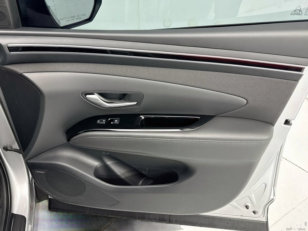 Used 2024 Hyundai Tucson Limited AWD/4WD image 24