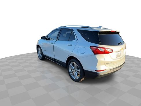 Used 2018 Chevrolet Equinox Premier image 6