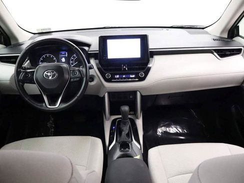 Used 2023 Toyota Corolla Cross LE FWD image 33