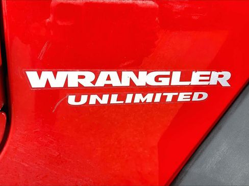 Used 2010 Jeep Wrangler Unlimited Rubicon w/ Trailer Tow Group AWD/4WD image 30