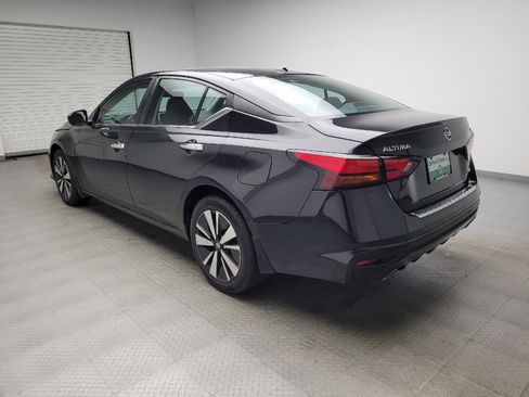 Used 2021 Nissan Altima 2.5 SV w/ SV Premium Package AWD/4WD image 5