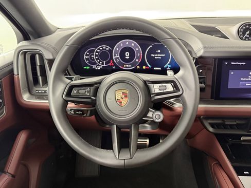Certified 2026 Porsche Cayenne S AWD/4WD image 11