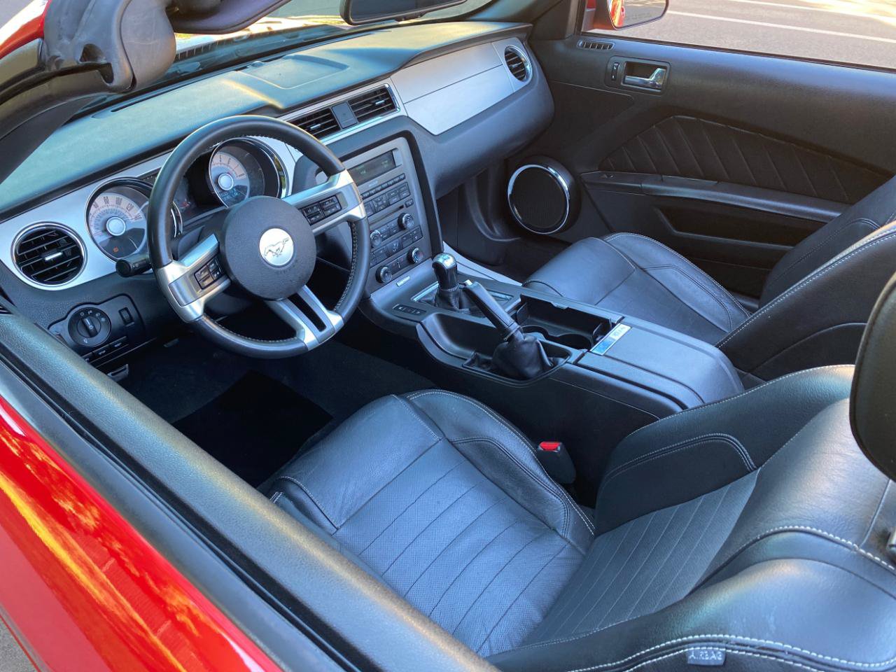 Used 2010 Ford Mustang GT RWD image 67