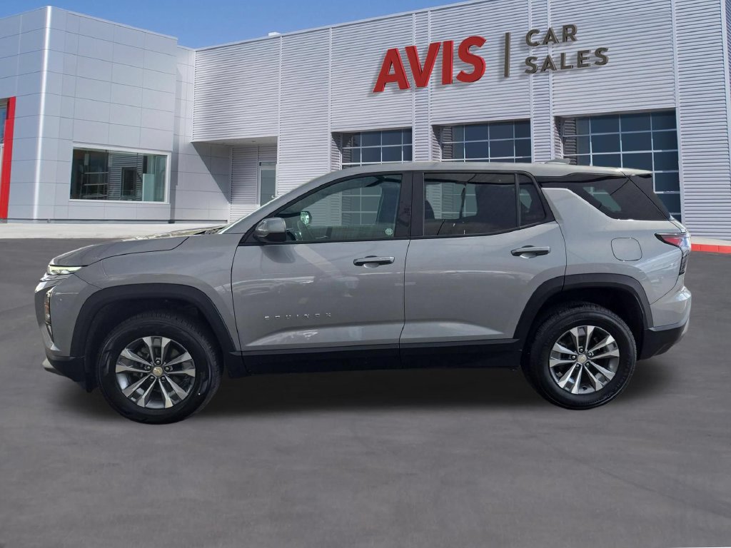 Used 2026 Chevrolet Equinox LT FWD image 10
