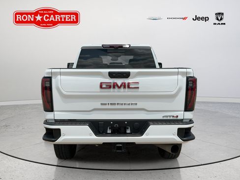 Used 2024 GMC Sierra 2500 AT4 w/ Max Trailering Package AWD/4WD image 5