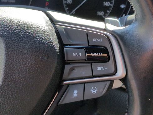 Used 2018 Honda Accord Sport image 12