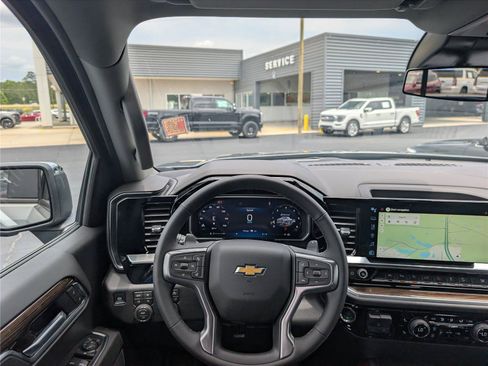 New 2026 Chevrolet Silverado 1500 LT w/ Z71 Off-Road Package AWD/4WD image 33