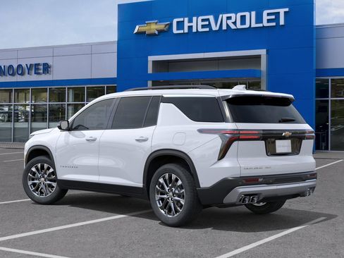 New 2026 Chevrolet Traverse LT w/ Sun and Wheel Package AWD/4WD image 27