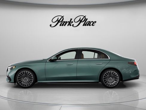 Used 2026 Mercedes-Benz E 350 Sedan image 7