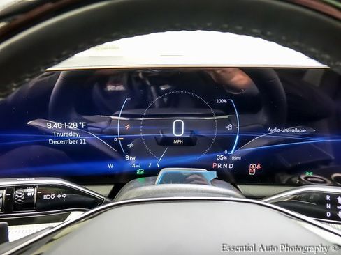 New 2026 Cadillac Optiq Luxury 1 image 12