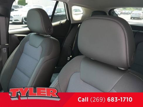 New 2025 Chevrolet Trax LT image 38