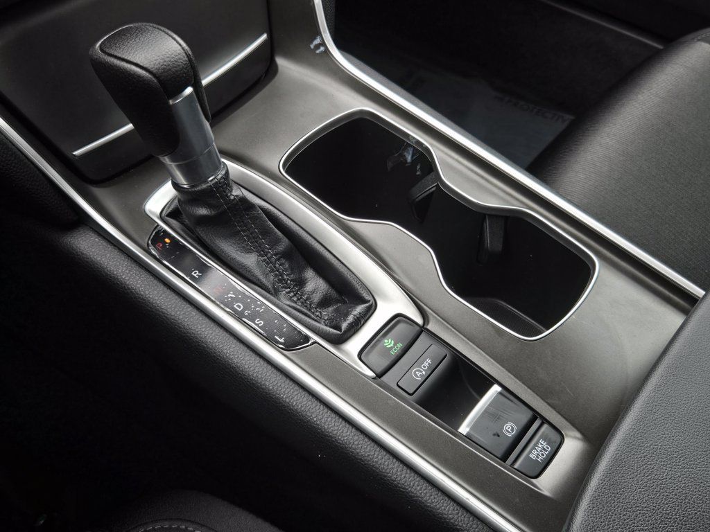 Used 2022 Honda Accord LX image 18