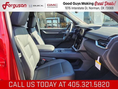New 2026 GMC Acadia Elevation w/ Black Edition FWD image 39