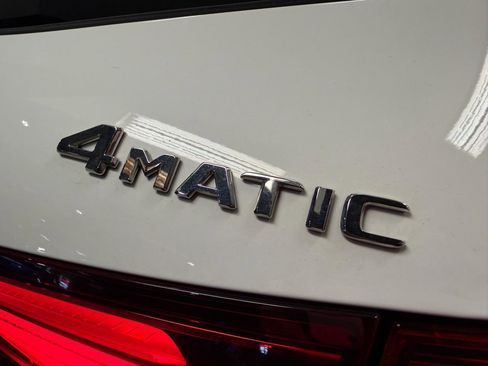 Used 2024 Mercedes-Benz GLA 250 4MATIC image 26