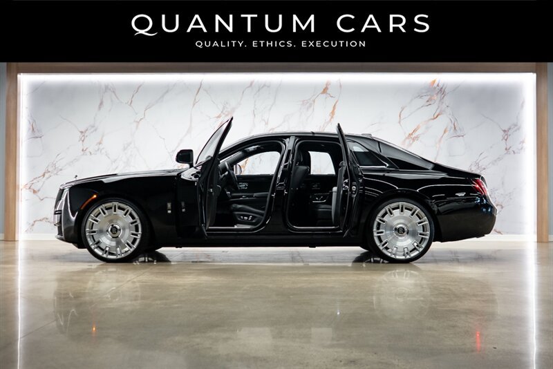Used 2021 Rolls-Royce Ghost AWD/4WD image 33