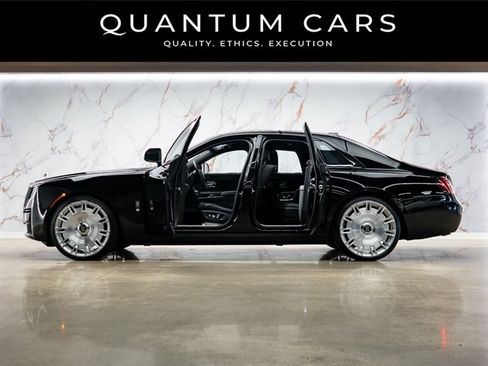 Used 2021 Rolls-Royce Ghost AWD/4WD image 33