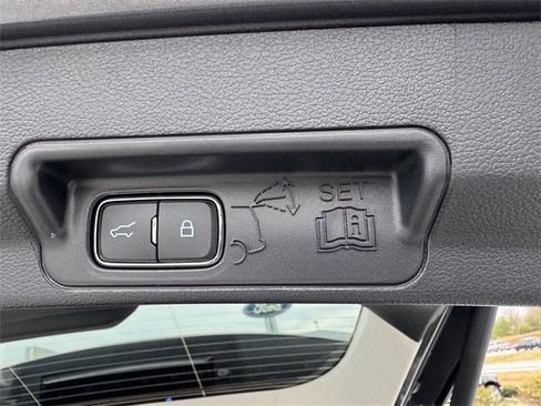 New 2026 Ford Explorer Active w/ Active Comfort Package image 11