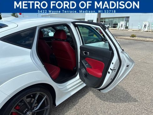 Used 2024 Acura Integra Type S FWD image 39