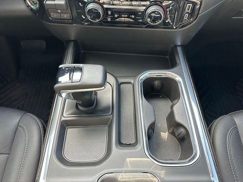 Used 2023 Chevrolet Silverado 1500 RST image 9