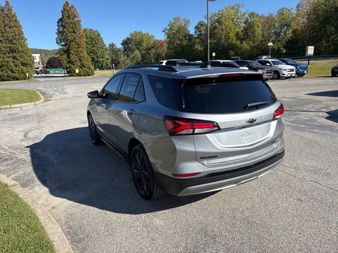Used 2024 Chevrolet Equinox RS image 24