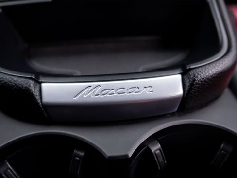 Used 2023 Porsche Macan S AWD/4WD image 28