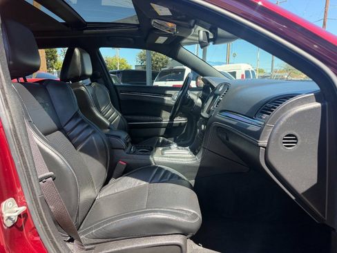 Used 2023 Chrysler 300 C RWD image 12
