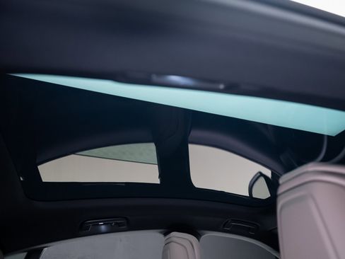 Used 2022 Porsche Taycan 4S image 69