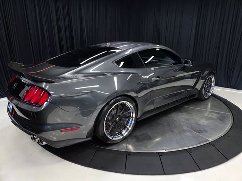 Used 2016 Ford Mustang Shelby GT350 w/ Technology Package RWD image 15