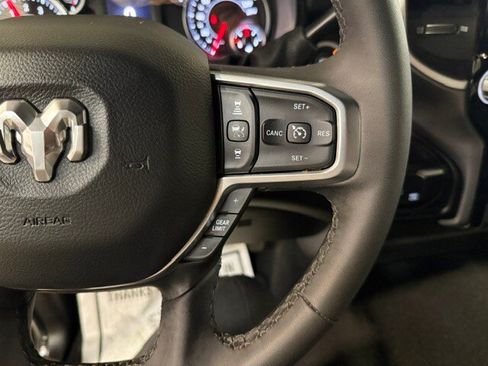 Used 2025 RAM 2500 Big Horn AWD/4WD image 45