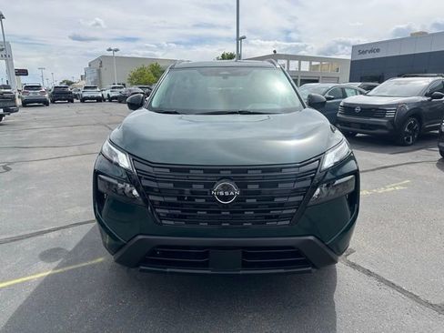 New 2026 Nissan Rogue SV AWD/4WD image 3