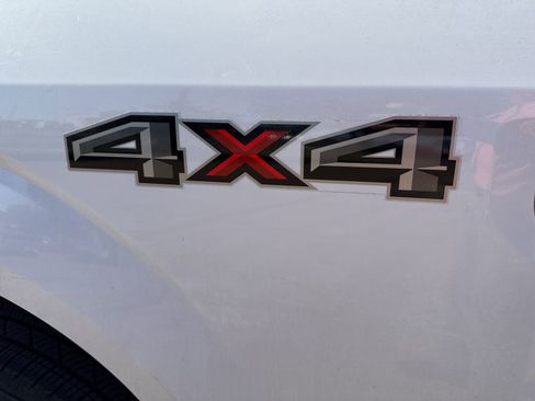 Used 2018 Ford F150 XLT w/ Equipment Group 302A Luxury image 9