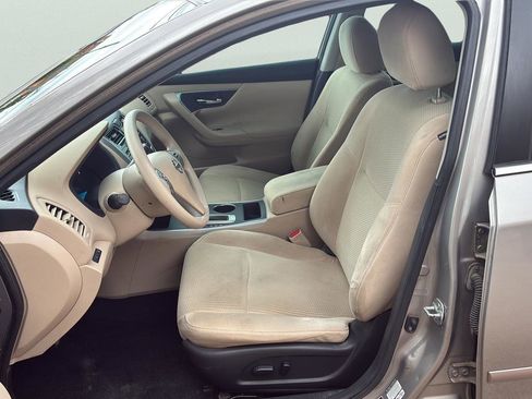 Used 2015 Nissan Altima 2.5 S w/ Power Driver Seat Package FWD image 21