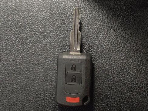 Used 2021 Mitsubishi Outlander Sport FWD image 32