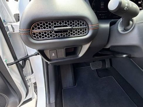 New 2026 Honda HR-V Sport image 31