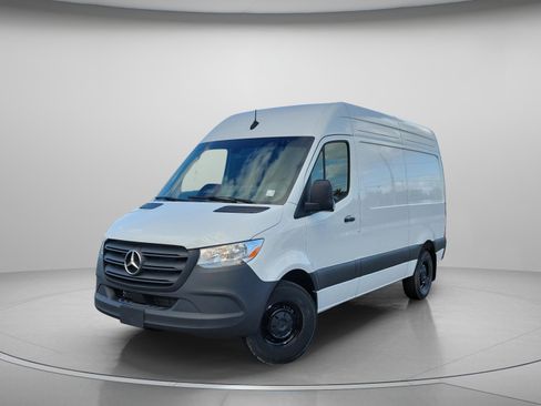 New 2025 Mercedes-Benz Sprinter 2500 image 2