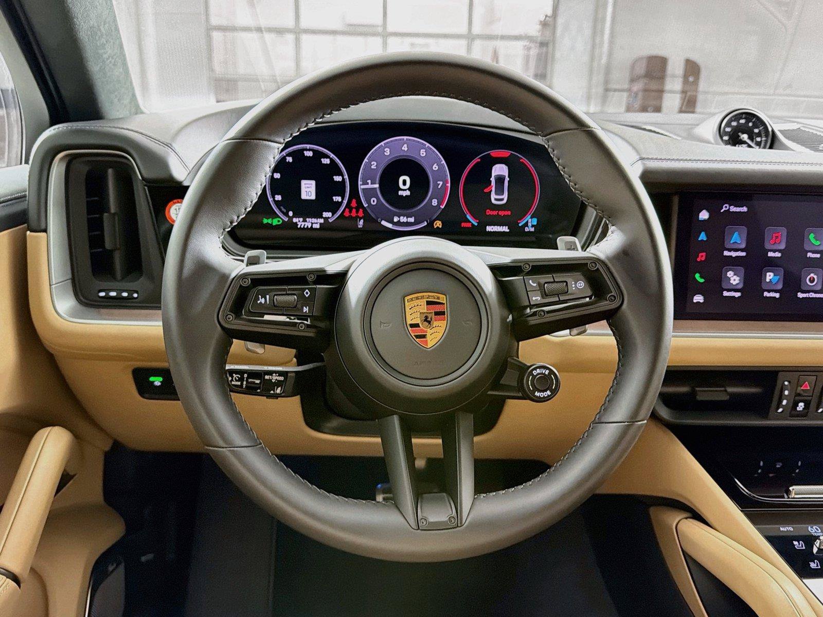 Certified 2025 Porsche Cayenne S AWD/4WD image 20