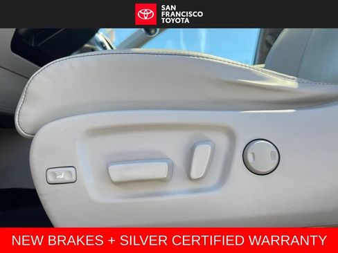 Certified 2019 Toyota Highlander XLE AWD/4WD image 12