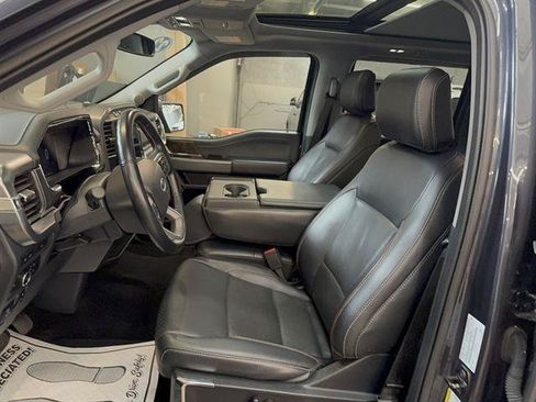 Used 2022 Ford F150 Lariat w/ Equipment Group 501A Mid AWD/4WD image 11