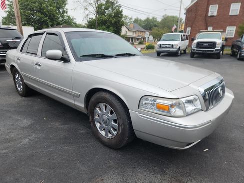 Used 2008 Mercury Grand Marquis LS image 4