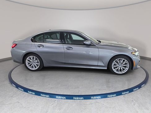 Used 2023 BMW 330i Sedan w/ Convenience Package RWD image 4