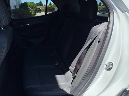 Used 2025 Buick Encore GX Preferred FWD image 37