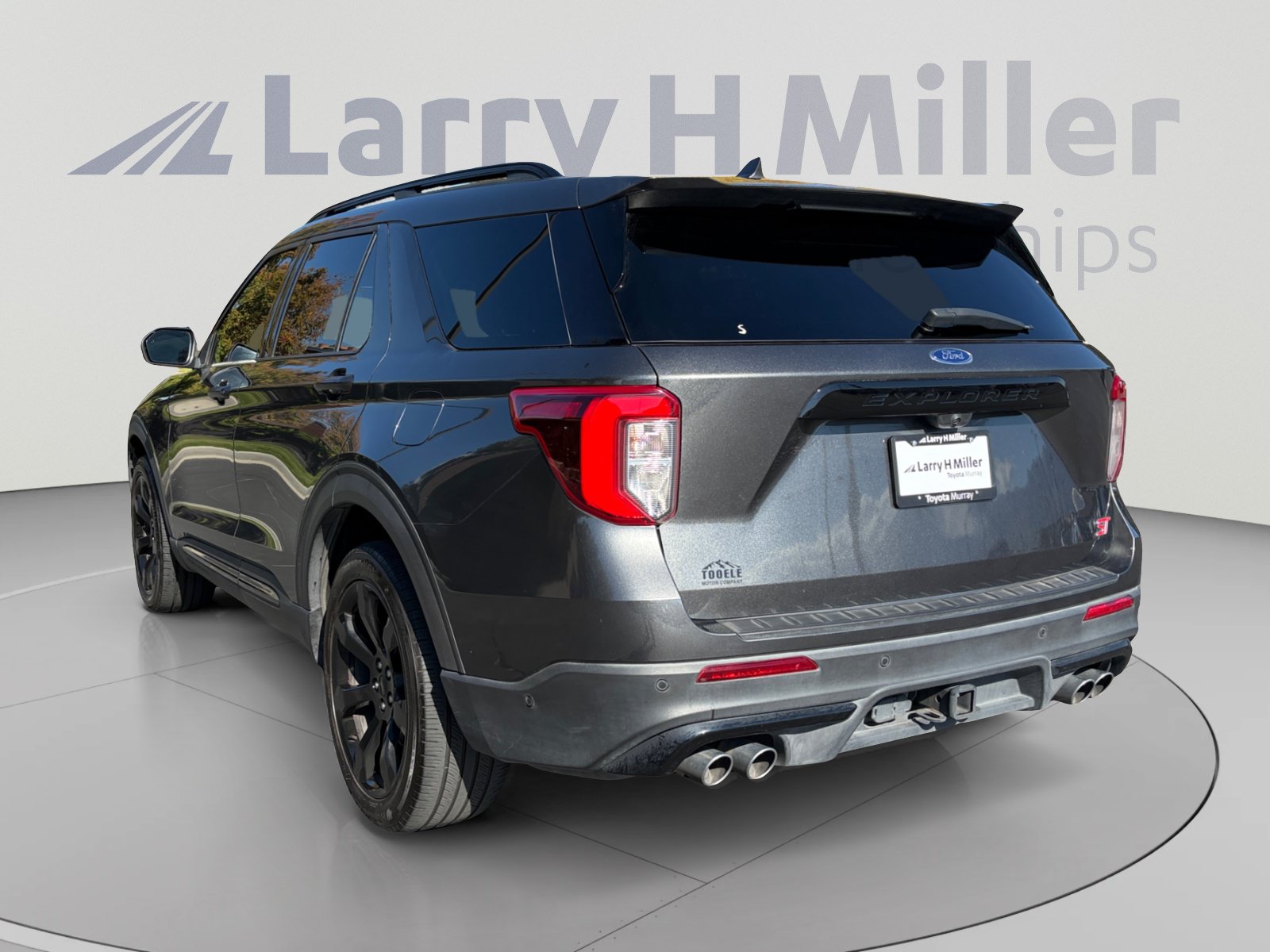 Used 2020 Ford Explorer ST w/ ST High-Performance Pack AWD/4WD image 3