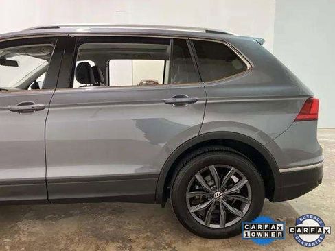 Used 2023 Volkswagen Tiguan SE w/ Panoramic Sunroof Package image 99