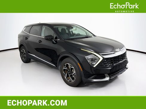 Used 2025 Kia Sportage LX FWD image 1
