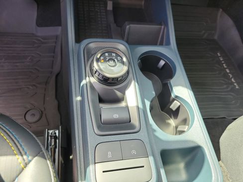 Used 2025 Ford Maverick Lobo image 18