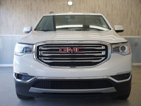 Used 2019 GMC Acadia SLT image 3