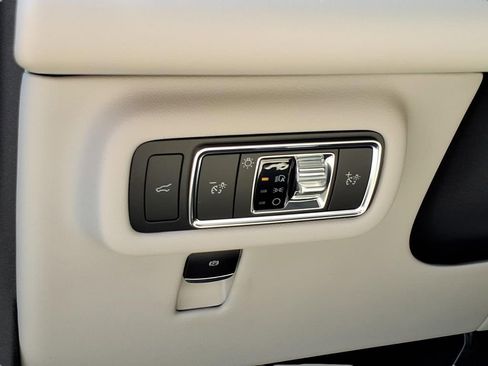 New 2026 Lincoln Nautilus Premier w/ Equipment Group 102A AWD/4WD image 19